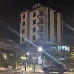 Hotel \